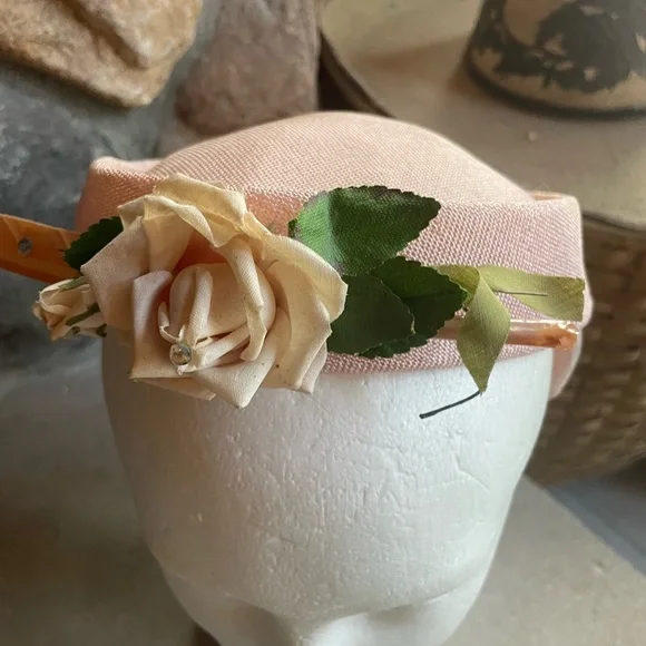 1940s Pale Pink Floral Pillbox Hat‎ - Picture 4 of 7